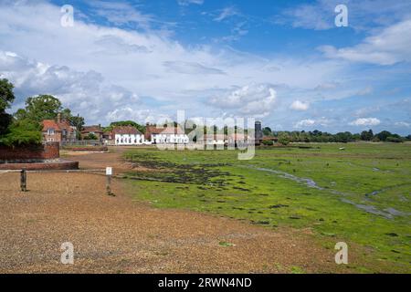 Langstone Quay, Chichester Harbour on the Solent, Hampshire, Inghilterra, Regno Unito Foto Stock