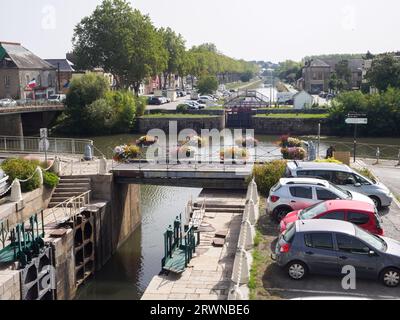 Il canale di Nantes Brest si congiunge con la Vilaine a Redon in Bretagna Foto Stock