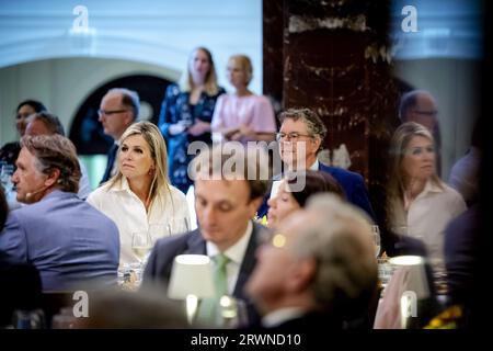 AMSTERDAM - Regina Maxima durante la cena dei vincitori dei premi King Willem I. La cena dei vincitori segna l'inizio delle iscrizioni ai premi aziendali biennali. ANP ROBIN VAN LONKHUIJSEN paesi bassi Out - belgio Out credito: ANP/Alamy Live News Foto Stock