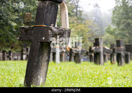 Cimitero militare a Sibiu. Il cimitero militare attraversa la Romania Foto Stock