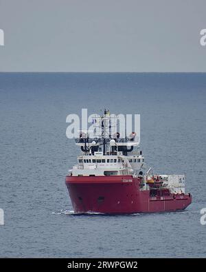 Marsiglia, Francia. 20 settembre 2023. La nave umanitaria Ocean Viking arriva al porto di Marsiglia per uno scalo tecnico prima di partire al largo della costa libica. (Foto di Gerard bottino/SOPA Images/Sipa USA) credito: SIPA USA/Alamy Live News Foto Stock