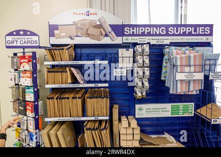 Miami Beach Florida, United States Post Office USPO, interno, forniture per spedizioni, buoni regalo, vendita espositori Foto Stock