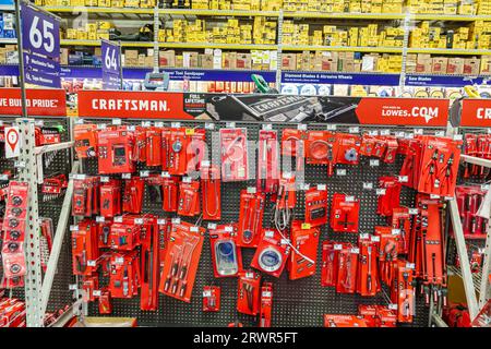 Miami Hialeah Florida,Lowe's Home Improvement,hardware big box store,interni interni interni,vendita espositori,spazio retail,scaffali,negozi di negozi di business b Foto Stock