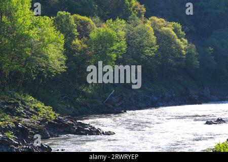 Mattina di Ishikari gawa Kamuikotan Foto Stock