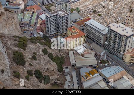 I manichini e l'equipaggiamento militare nella fortezza della cima della Rocca di Gibilterra, i grandi tunnel d'assedio, il patrimonio militare. Roccia di Gibilterra Foto Stock