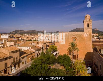 Chiesa e Chiostro di Sant Bonaventura, Llucmajor, Maiorca, isole Baleari, Spagna, Europa Foto Stock