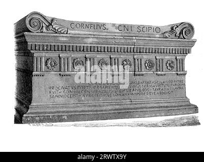 Antico sarcofago romano del 150 a.C. circa di Lucio Cornelio Scipione Barbato console romano e bisnonno di Scipione Africano, ora in Vaticano, Roma Foto Stock