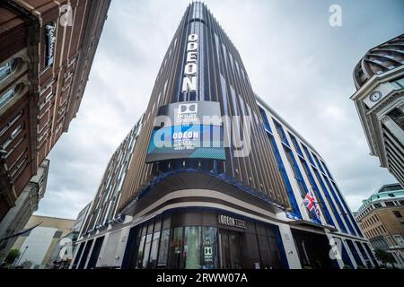 LONDRA - 19 SETTEMBRE 2023: Cinema Odeon Luxe West End su Leicester Square Foto Stock