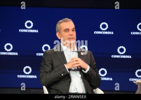 Concordia Summit, Sheraton Times Square, 811 7th Ave, W 53rd St, New York, NY 10019 USA. 20 settembre 2023. Il Presidente Luis Abinader della Repubblica Dominicana, in conversazione al Concordia Summit 2023 a New York. Credito: ©Julia Mineeva/EGBN TV News/Alamy Live News Foto Stock