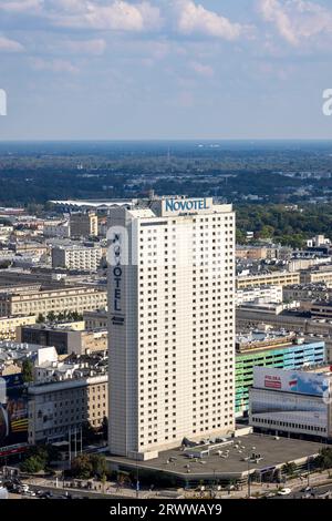 Vista aerea dell'hotel Novotel, centro di Varsavia, Polonia Foto Stock