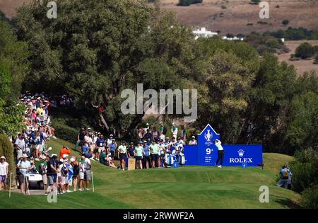 Ristampato correggendo il nome del giocatore nella didascalia da Caroline Hedwall a Carlota Ciganda. Didascalia: La Carlota Ciganda del Team Europe durante un turno di allenamento davanti alla Solheim Cup 2023 al Finca Cortesin Golf Club di Casares, Spagna. Data foto: Giovedì 21 settembre 2023. Foto Stock