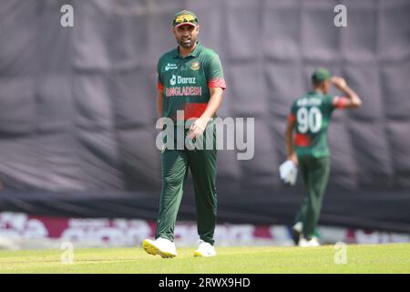 Tamim Iqbal Khan, ex capitano dell'ODI e batter d'apertura durante il primo incontro OFI di tre match a Sher-e in Bangladesh e nuova Zelanda Foto Stock