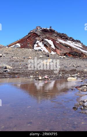 MT. Monte Fuji Kenugamine si riflette in Konoshiro Pond Foto Stock