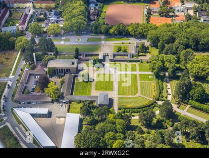 Veduta aerea, sala di lutto presso il cimitero principale, Altenbochum, Bochum, zona della Ruhr, Renania settentrionale-Vestfalia, Germania, luogo di sepoltura, DE, Europa, Cimitero, M Foto Stock