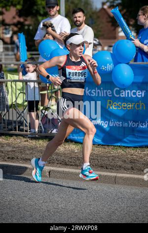 Charlotte Purdue finisce terza alla Great North Run 2023 Foto Stock