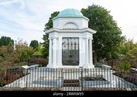 Robert Burns Mausoleo nel cortile della chiesa di San Michele, Dumfries, Scozia Foto Stock