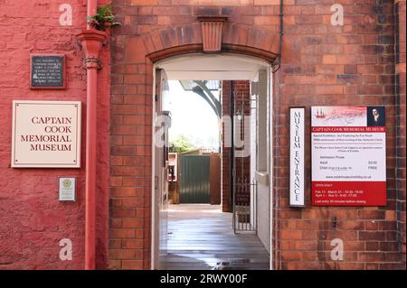 Museo Captain Cook Memorial a Whitby, North Yorkshire. L'edificio, Walker's House, apparteneva al capitano John Walker, che Cook era apprendista nel Regno Unito Foto Stock