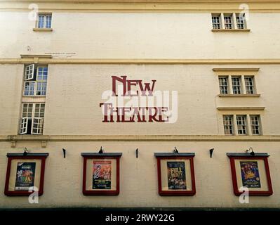 Vista laterale del New Theatre di Cardiff. Presa nel settembre 2023 Foto Stock