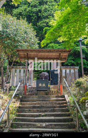 Shuzenji Onsen la tomba di Minamoto no Yorie, il secondo shogun dello Shogunato Kamakura. Foto Stock