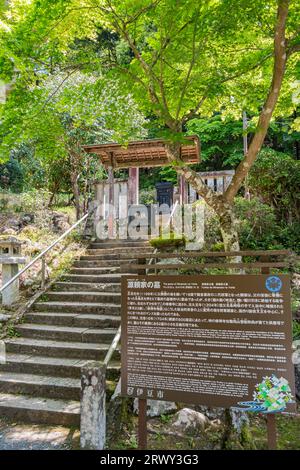 Shuzenji Onsen la tomba di Minamoto no Yorie, il secondo shogun dello Shogunato Kamakura. Foto Stock