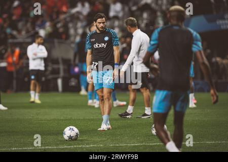 Kvicha Kvaratkshelia durante la partita di UEFA Champions League 2023/24 tra SC Braga e SSC Napoli all'Estadio Municipal de Braga, Braga, Portogallo. (Macie Foto Stock