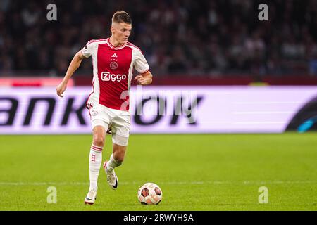 Amsterdam, Paesi Bassi. 21 settembre 2023. AMSTERDAM, PAESI BASSI - 21 SETTEMBRE: Anton Gaaei dell'AFC Ajax corre con la palla durante la partita di UEFA Champions League gruppo B tra l'AFC Ajax e l'Olympique de Marseille alla Johan Cruijff Arena il 21 settembre 2023 ad Amsterdam, Paesi Bassi. (Foto di Andre Weening/Orange Pictures) credito: Orange Pics BV/Alamy Live News Foto Stock