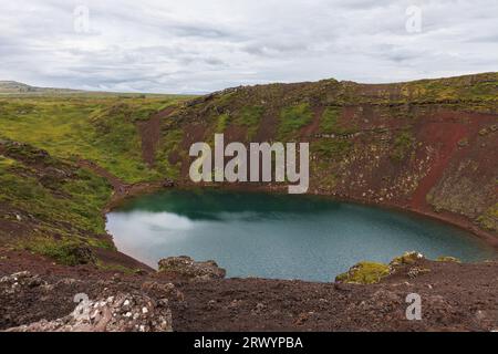 Lago cratere, Islanda, Sudurland, Kerio Foto Stock
