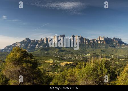 Catena montuosa di Montserrat, vista da nord, Spagna, Katalonia Foto Stock