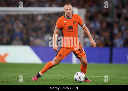 Carlos Augusto dell'FC Internazionale in azione durante la partita di UEFA Champions League tra Real Sociedad e FC Internazionale alla reale Arena di settembre Foto Stock