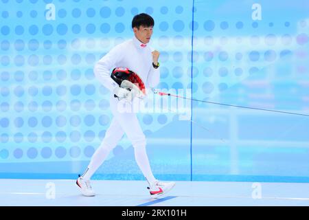 Taishu Sato (JPN), 22 SETTEMBRE 2023 - Pentathlon moderno: Semifinale individuale maschile Bonus di scherma Round al Fuyang Yinhu Sports Centre durante i Giochi asiatici della Cina Hangzhou del 2022 a Hangzhou, Cina. (Foto di Naoki Nishimura/AFLO SPORT) Foto Stock