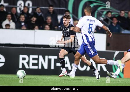 Helsinki, Finlandia. 21 settembre 2023. Giannis Konstantelias di PAOK in azione durante un match tra Helsinki e PAOK. Europa Conference League a gironi partita tra HJK Helsinki e PAOK FC. La partita è finita 2-3. (Immagine di credito: © Giannis Papanikos/ZUMA Press Wire) SOLO USO EDITORIALE! Non per USO commerciale! Foto Stock