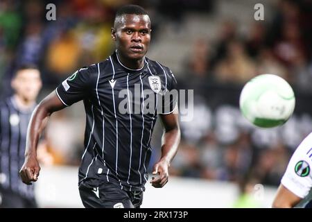 Helsinki, Finlandia. 21 settembre 2023. Ally Samatta di PAOK in azione durante un match tra Helsinki e PAOK. Europa Conference League a gironi partita tra HJK Helsinki e PAOK FC. La partita è finita 2-3. (Immagine di credito: © Giannis Papanikos/ZUMA Press Wire) SOLO USO EDITORIALE! Non per USO commerciale! Foto Stock