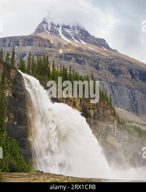 Cascate di Emperor Falls nel Mount Robson Provincial Park Foto Stock