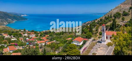 Vista aerea della costa vicino a Zola, Cefalonia, Isole Ionie, Isole greche, Grecia, Europa Foto Stock
