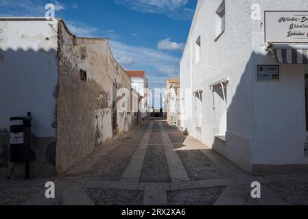 ALICANTE, SPAGNA – 26 FEBBRAIO 2023: Vista della città di Tabarca, nel comune di Alicante, Spagna Foto Stock