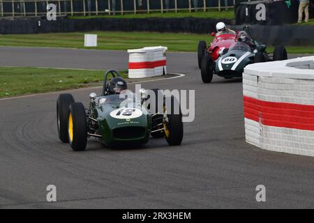 Clinton McCarthy, Lotus-Climax 18, Richmond e Gordon Trophies, 25 minuti di corse per 2500cc vetture del Gran Premio che avrebbero gareggiato tra il 1954 Foto Stock