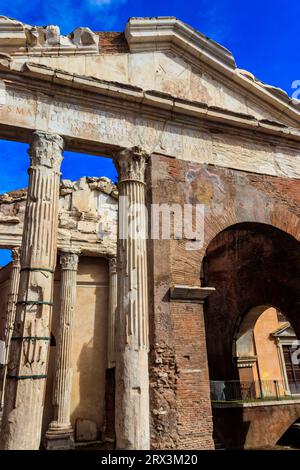 Il portico di Ottavia è un'antica struttura a Roma, in Italia Foto Stock