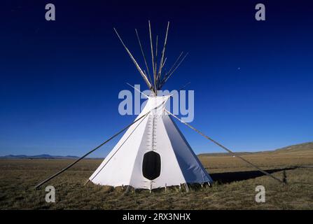 Tepee, First Peoples Buffalo Jump State Park, Montana Foto Stock