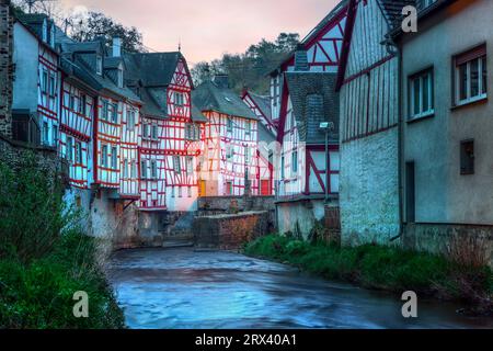 Monreal, Eifel, Renania-Palatinato, fiume Mosella, Germania Foto Stock