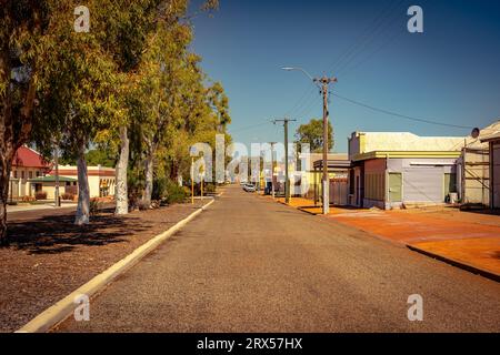 Mullewa, WA, Australia - strada cittadina locale Foto Stock