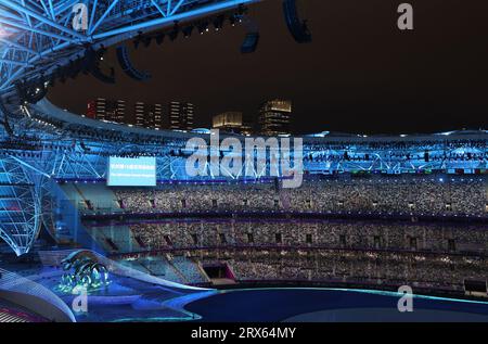 Pechino, provincia cinese di Zhejiang. 23 settembre 2023. Questa foto mostra una vista interna del Centro sportivo Olimpico di Hangzhou prima della cerimonia di apertura dei XIX Giochi asiatici a Hangzhou, nella provincia dello Zhejiang, nella Cina orientale, il 23 settembre 2023. Crediti: Yang lei/Xinhua/Alamy Live News Foto Stock