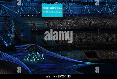 Pechino, provincia cinese di Zhejiang. 23 settembre 2023. Questa foto mostra una vista interna del Centro sportivo Olimpico di Hangzhou prima della cerimonia di apertura dei XIX Giochi asiatici a Hangzhou, nella provincia dello Zhejiang, nella Cina orientale, il 23 settembre 2023. Crediti: Yang lei/Xinhua/Alamy Live News Foto Stock