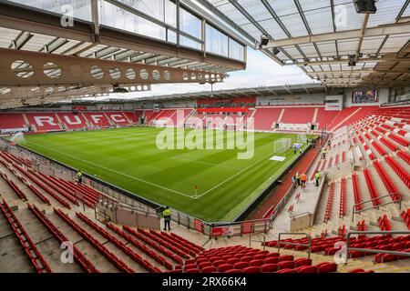 Rotherham, Regno Unito. 23 settembre 2023. Vista generale all'interno dello stadio durante la partita Rotherham United FC contro Preston North End FC Skybet EFL Championship all'Aesseal New York Stadium, Rotherham, Regno Unito il 23 settembre 2023 credito: Every Second Media/Alamy Live News Foto Stock