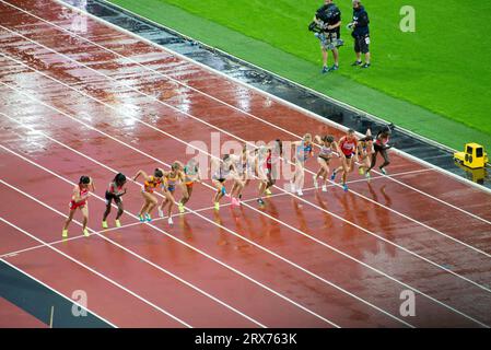 Rosie Clarke gareggia nella Steeplechase femminile a 3000 metri al London 2017 World Athletics Championship Foto Stock