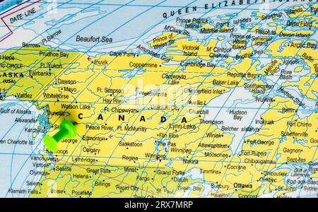 Questa immagine mostra la posizione del Canada su una mappa mondiale Foto Stock