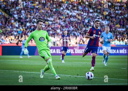 Barcellona, Spagna. 23 settembre 2023. Il portiere Ivan Villar (RC Celta) durante una partita di la Liga EA Sports tra FC Barcelona e RC Celta de Vigo all'Estadi Olimpic Lluis Companys, a Barcellona, in Spagna, il 23 settembre 2023. (Foto/Felipe Mondino) credito: Agenzia fotografica indipendente/Alamy Live News Foto Stock