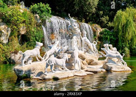 Caserta Campania Italia. Il Palazzo reale. La fontana di Diana e Actaeon Foto Stock