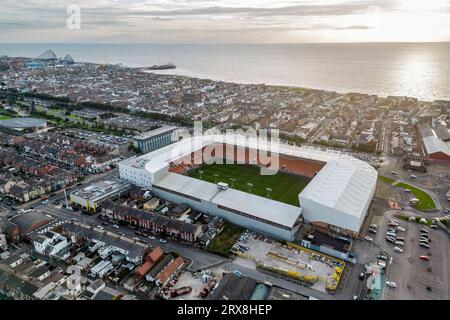 Vista aerea di Bloomfield Road, sede del Blackpool FC. Nel 19th ° secolo era conosciuto come campo di Gamble Foto Stock