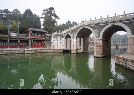 Ponte in pietra a tre fori, Suzhou Street, Palazzo estivo, Pechino Foto Stock