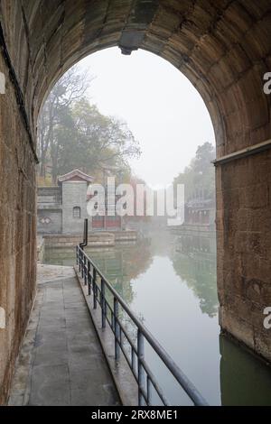 Ponte in pietra a tre fori, Suzhou Street, Palazzo estivo, Pechino Foto Stock